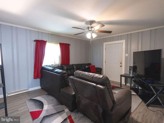 638 S 3RD ST, Millville, NJ 08332