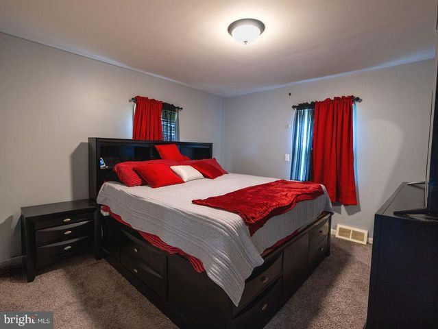 638 S 3RD ST, Millville, NJ 08332