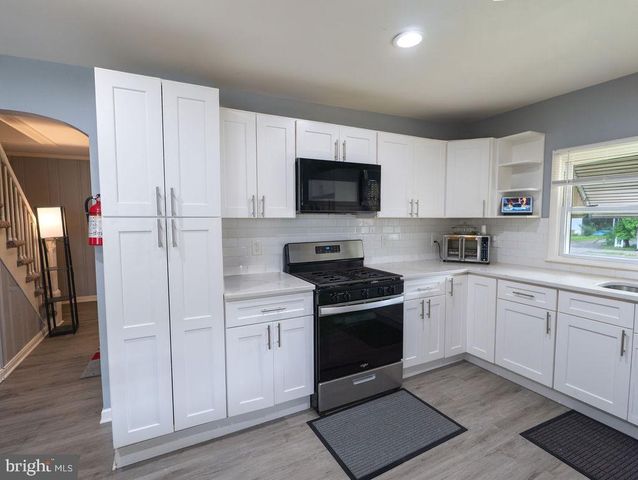 638 S 3RD ST, Millville, NJ 08332