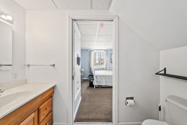 345 Lake Catherine Cir, Crossville, TN 38558