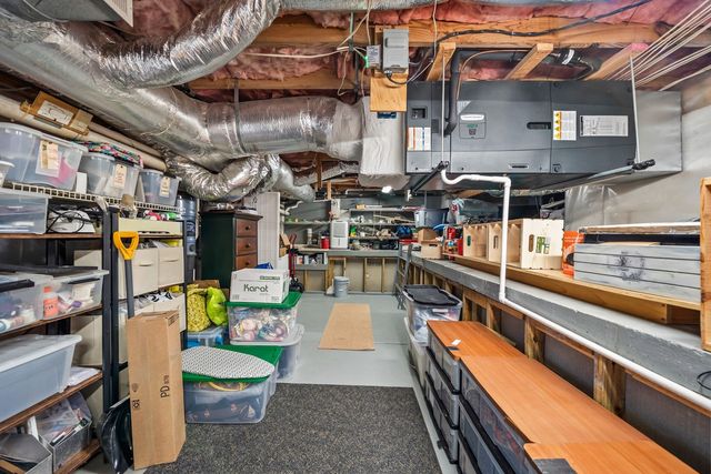 345 Lake Catherine Cir, Crossville, TN 38558