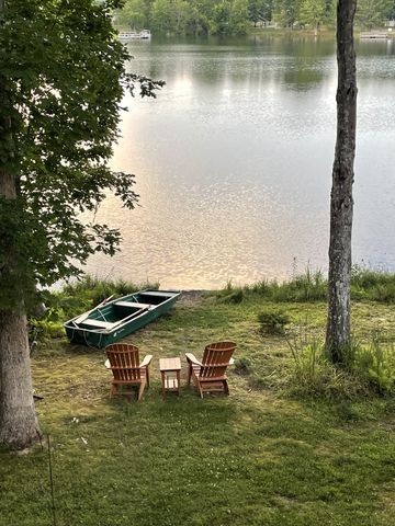 345 Lake Catherine Cir, Crossville, TN 38558