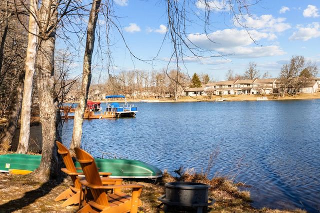 345 Lake Catherine Cir, Crossville, TN 38558