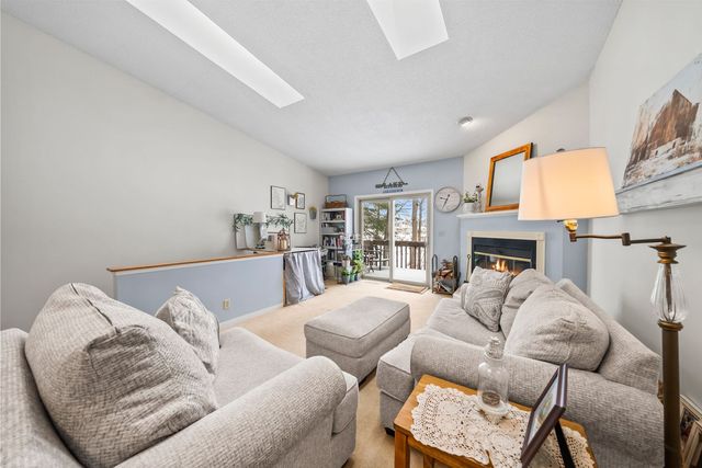 345 Lake Catherine Cir, Crossville, TN 38558