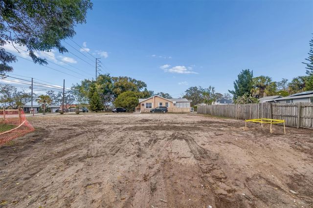 245 MILWAUKEE AVENUE, Dunedin, FL 34698