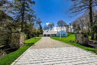 9 Coach Lane, Sandwich, MA 02563