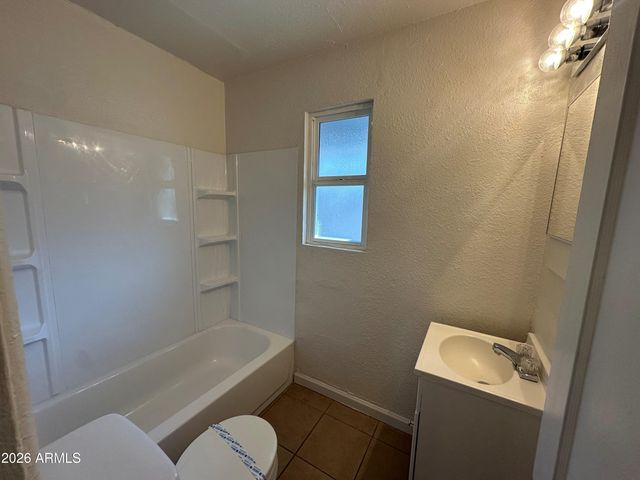 829 N 4TH Avenue 6, Phoenix, AZ 85003