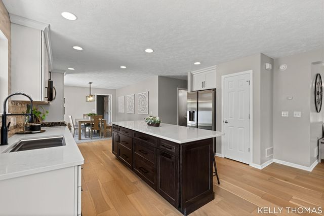 8153 Oldfield Court SE, Byron Center, MI 49315