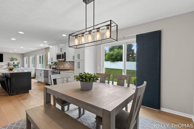 8153 Oldfield Court SE, Byron Center, MI 49315