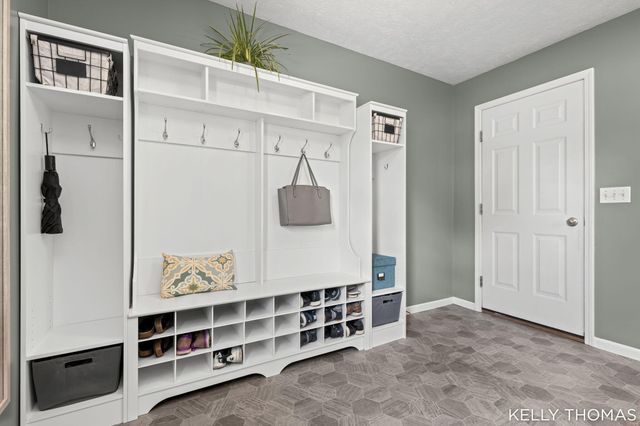 8153 Oldfield Court SE, Byron Center, MI 49315