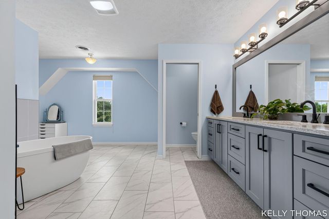 8153 Oldfield Court SE, Byron Center, MI 49315