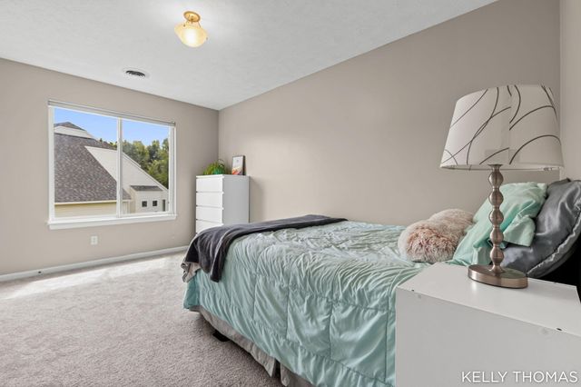 8153 Oldfield Court SE, Byron Center, MI 49315