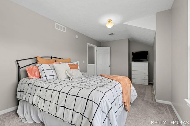 8153 Oldfield Court SE, Byron Center, MI 49315