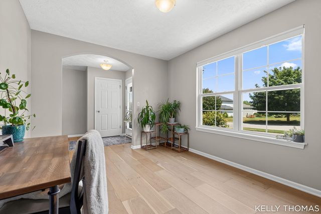 8153 Oldfield Court SE, Byron Center, MI 49315