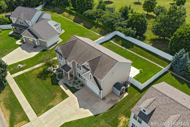 8153 Oldfield Court SE, Byron Center, MI 49315