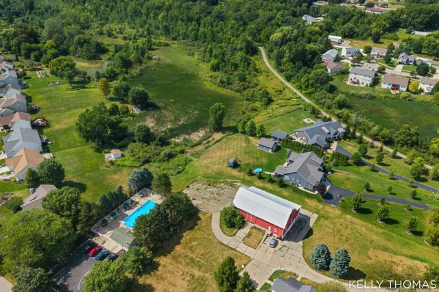 8153 Oldfield Court SE, Byron Center, MI 49315