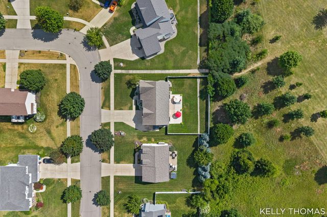 8153 Oldfield Court SE, Byron Center, MI 49315