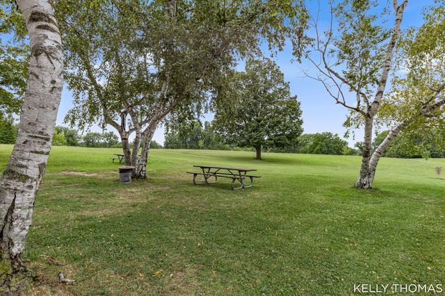 8153 Oldfield Court SE, Byron Center, MI 49315