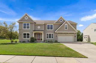 8153 Oldfield Court SE, Byron Center, MI 49315