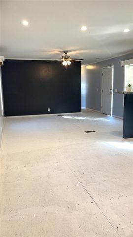 7604 Red Arrow Highway, Watervliet, MI 49098