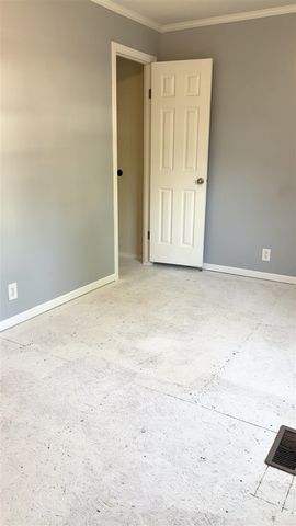 7604 Red Arrow Highway, Watervliet, MI 49098