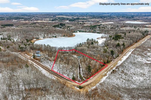 N6258 Goose Lake Rd, Spooner, WI 54801