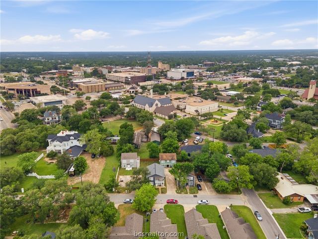 402 Hill Street, Bryan, TX 77803