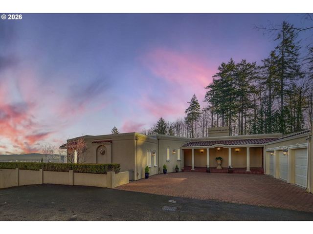 2338 Sw 15TH Ave, Portland, OR 97201