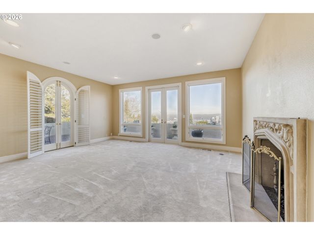 2338 Sw 15TH Ave, Portland, OR 97201