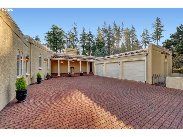 2338 Sw 15TH Ave, Portland, OR 97201