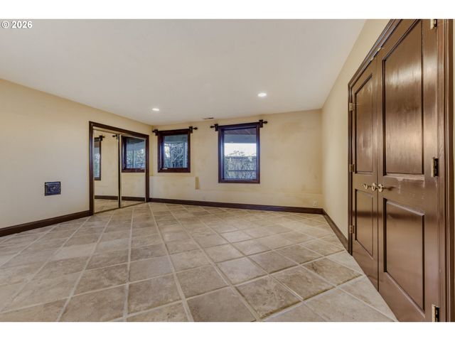 2338 Sw 15TH Ave, Portland, OR 97201