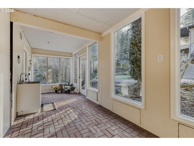 2338 Sw 15TH Ave, Portland, OR 97201