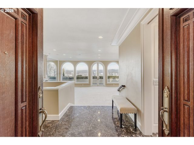 2338 Sw 15TH Ave, Portland, OR 97201