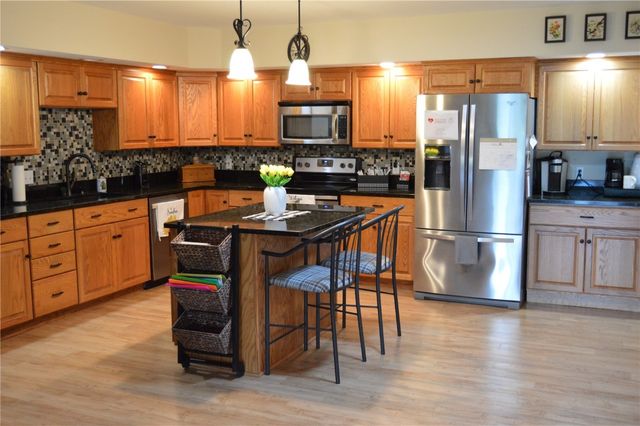 1509 12th Avenue, Vinton, IA 52349