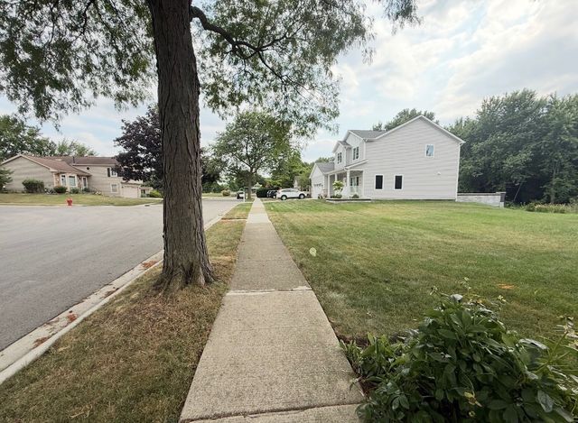 1140 Honeysuckle Drive, Wheeling, IL 60090