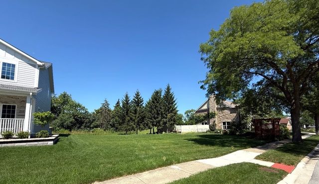 1140 Honeysuckle Drive, Wheeling, IL 60090