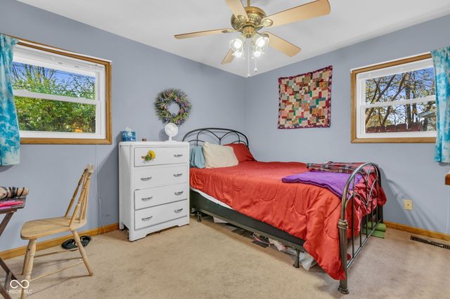 239 Shelton Place, Whiteland, IN 46184