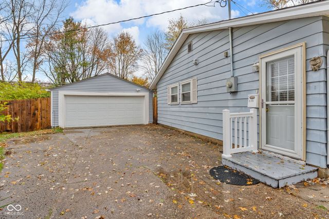 239 Shelton Place, Whiteland, IN 46184