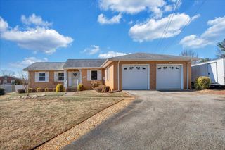 5932 Dairy RD, Roanoke, VA 24019