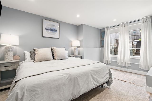 772 E 6th St 1, Boston, MA 02127