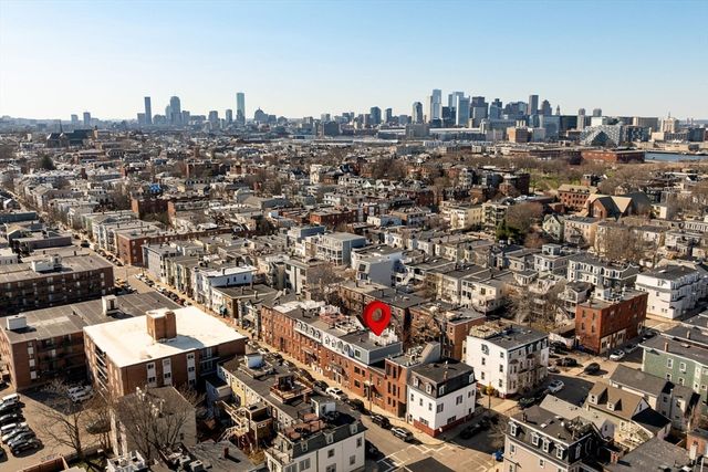 772 E 6th St 1, Boston, MA 02127