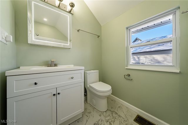 785 Starkweather Avenue, Cleveland, OH 44113