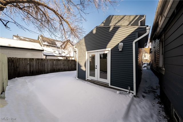 785 Starkweather Avenue, Cleveland, OH 44113