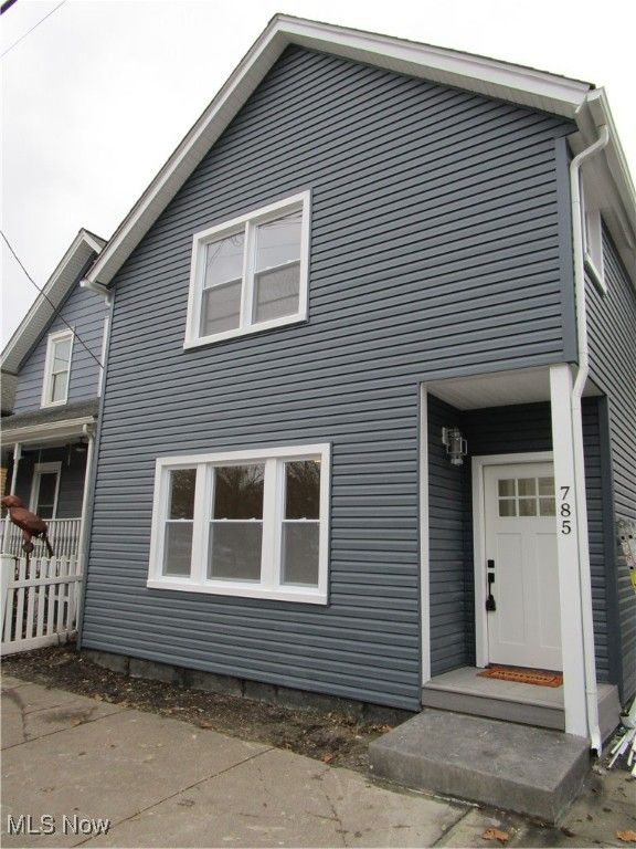 785 Starkweather Avenue, Cleveland, OH 44113