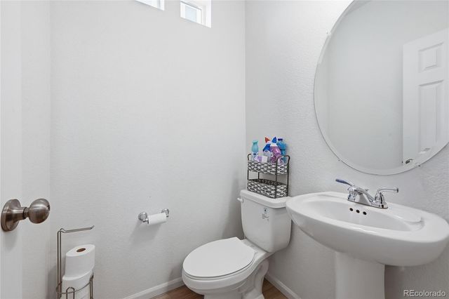 4073 N Quatar Court, Aurora, CO 80019