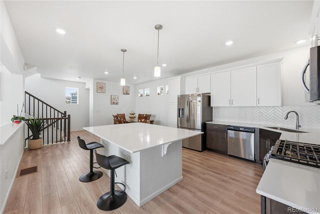 4073 N Quatar Court, Aurora, CO 80019