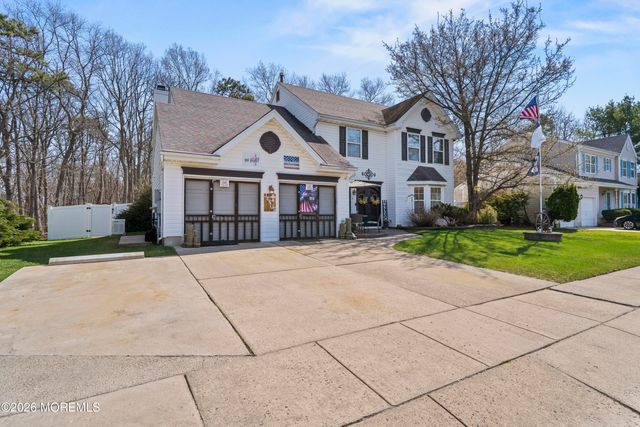 5 Brentwood Drive, Bayville, NJ 08721