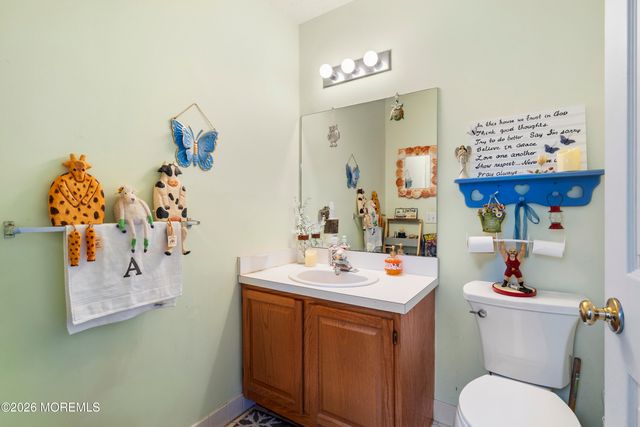 5 Brentwood Drive, Bayville, NJ 08721