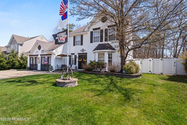 5 Brentwood Drive, Bayville, NJ 08721