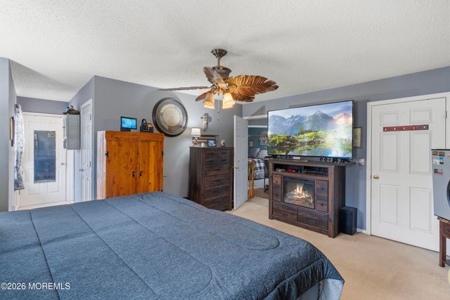 5 Brentwood Drive, Bayville, NJ 08721